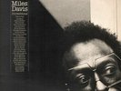 MILES DAVIS DIRECTIONS DOUBLE LP VINYL 12 track in gatefold sleeve. Sleeve has s