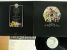 QUEEN A DAY AT THE RACES ELEKTRA P-10300E Japan VINYL LP