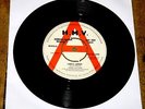 JOHN LEYTON   LONELY JOHNNY b/w KEEP ON LOVING YOU   UK HMV DEMO 7