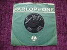 THE BEATLES SHE LOVES YOU UK 1st Press R5055 PARLOPHONE CREDIT Vinyl Near Mint