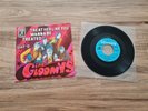 The Gloomys • Treat her like you wanna be treated/Day-O - Single 7