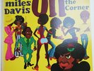 Miles Davis-On the Corner-vinyl LP-CBS C 31906-VG+/VG