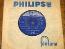 KIKI DEE   WHY DON'T I RUN AWAY FROM YOU b/w SMALL TOWN   UK FONTANA 7