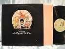 QUEEN 'A Day At The Races' LP