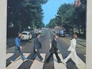 THE BEATLES Abbey Road UK vinyl LP misaligned Apple logo, no 'Her Majesty