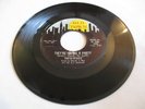THE GYPSIES - IT'S A WOMAN'S WORLD / THEY'RE HAVING A PARTY - OLD TOWN
