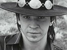 Vaughan, Stevie Ray & Double Trouble - The Essential Stevie Ray Vaughan And D...