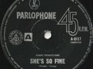 EASYBEATS 45: SHE'S SO FINE/THE OLD OAK TREE AUSSIE  PAROPH 8157  EX- & VG-  '65