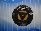 CHUCK BERRY,  SWEET LITTLE SIXTEEN,  LONDON RECORDS 1958 MINT-