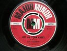 LOS CANARIOS:    GET ON YOUR KNEES    MM 532    CON  VG