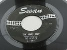 THE BEATLES  ORIGINAL 1964 USA  SWAN  45  SHE LOVES YOU