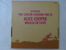 Alice Cooper Muscle Of Love Warner Bros. P-8404W Japan   LP