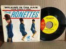 The RONETTES – Walking In The Rain - RARE ORIG PIC SLV CLEAN Phil Spector 1964