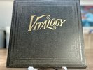 Pearl Jam Vitalogy vinyl 2xlp 2016 reissue 180gm Ex remastered black