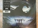 ALIENS Mondo Vinyl POWER LOADER Yellow/Black Stripe v QUEEN Blue/Black swirl NEW