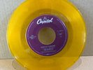 THE Beatles 7'' YELLOW Vinyl CAPITOL RECORDS USA Jukebox GOOD DAY SUNSHINE