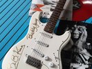 BB KING & BUDDY GUY autograph stratocaster signed live concert collectors rare