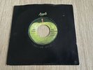 The Beatles Apple 45 record HEY JUDE 1968 First Press Missing Credits