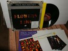 PAUL McCARTNEY / FLOWERS IN THE DIRT TOUR PACK NEAR MINT WITH 45 & ALL INSERTS