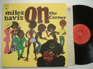 MILES DAVIS On The Corner NM- COLUMBIA KC 31906 Original jazz funk LP 1A/1A
