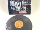 THE FLAMINGOS Flamingo Serenade 1981 LP Roulette SR 59018 R&B Doo-Wop NICE
