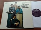 CANADA  Ex to NM- BEATLES Yesterday and Today 1977 DARK PURPLE 1st Gen LP Re
