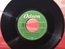 BEATLES 45. Germany. KOMM GIB MIR DEINE HAND. SIE LIEBT DICH. Odeon O22671. EX.