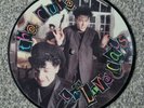 THE CURE- The Love Cats- 7