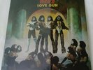 Kiss Love Gun Vinyl Lp 1977 Record Casablanca w/inner NBLP 7057 VG/VG