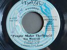 REGGAE - CHOSEN FEW 45 CRYSTAS 1102 PEOPLE MAKE THE WORLD GO ROUND VG++