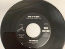 THE CAVALIERS. HOLD TO MY BABY/SUE LYNN. DON’T PITY ME
