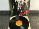 LP VINYL ALBUM THE CLASH DEBUT ALBUM UK EARLY PRESS 1977 CBS 82000 VG/EX