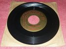 The Shades - Walkin' Wanda / Rockne Rock (7
