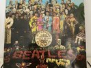THE BEATLES Sgt Peppers LHCB. 1ST UK PRESS* mono 1967 vinyl , with inserts, VGC