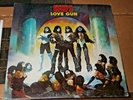 KISS, Love Gun [with paper gun with merchandise insert USA 1st pressing