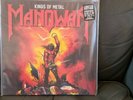 Manowar - Kings of metal (green vinyl - lim. edit.) + Invader (US) LP dazu
