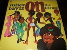 MILES DAVIS : ON THE CORNER STILL SEALED LP COLUMBIA 31906 USA
