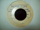 CARLTON AND SHOES  Me and you/What a feeling MUZIC CITY BLANK Rocksteady Ska