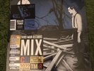 JACK WHITE “Fear Of The Dawn”ROUGH TRADE BLUE/MOON GLOW WHITE VINYL & PRINT + CD