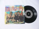 BANANARAMA   NA HEY KISS HIM GOODBYE   1983 UK SIGNED 7