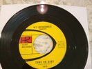 HUNT 1410 –AL’S UNTOUCHABLES - COME ON BABY/ STICK AROUND, Rare 60's garage