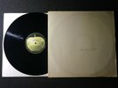 BEATLES THE WHITE ALBUM LP APPLE W/ 4 PHOTOS UK MISSING RECORD 1