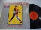 EXC IN SHRINK ELVIS COSTELLO 