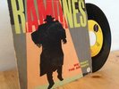 RAMONES [WE WANT THE AIRWAYS] 1981 SPANISH 45 PUNK KBD Sire