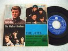 EP COMPILATION AVEC JOHNNY HALLYDAY+GROUPES ANGLAIS ORIGINAL ESPAGNE 1966