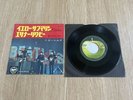 The Beatles Japanese Apple 45 record YELLOW SUBMARINE 1972 Picture Sleeve