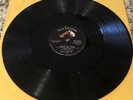ELVIS PRESLEY- TREAT ME NICE/ JAILHOUSE ROCK 78RPM 10” RCA VICTOR 20-7035.