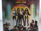 Kiss Love Gun Album Record Vinyl 1977 with inserts VG+ condition