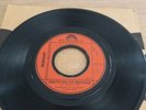 RENAUD Écoutez Moi Les Gavroches 1975  SP POLYDOR 2056 419 Pop Rock