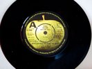 JOHN LENNON 7 Inch 45 Whatever gets you thru the night  1974 Apple uk